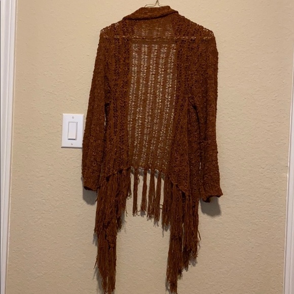 Top - Picture 2 of 3